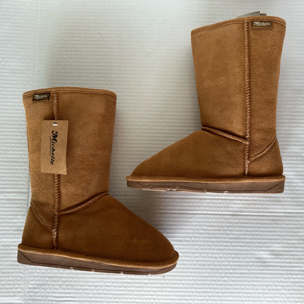Womens furry boots